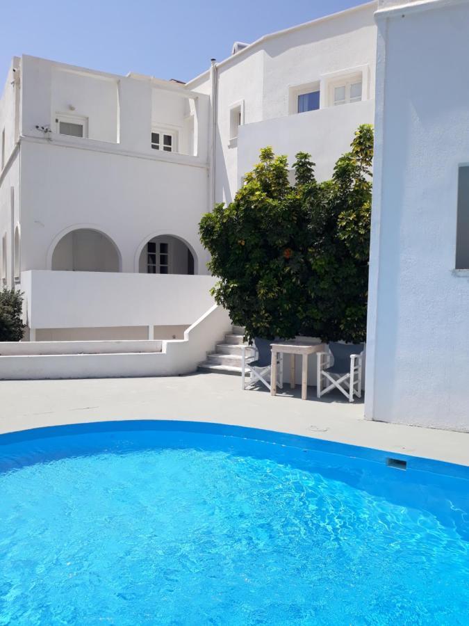 Aparthotel Three Harites Perissa  Exteriér fotografie