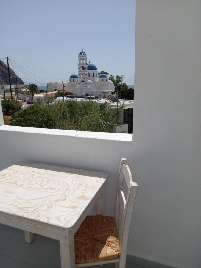 Aparthotel Three Harites Perissa  Exteriér fotografie