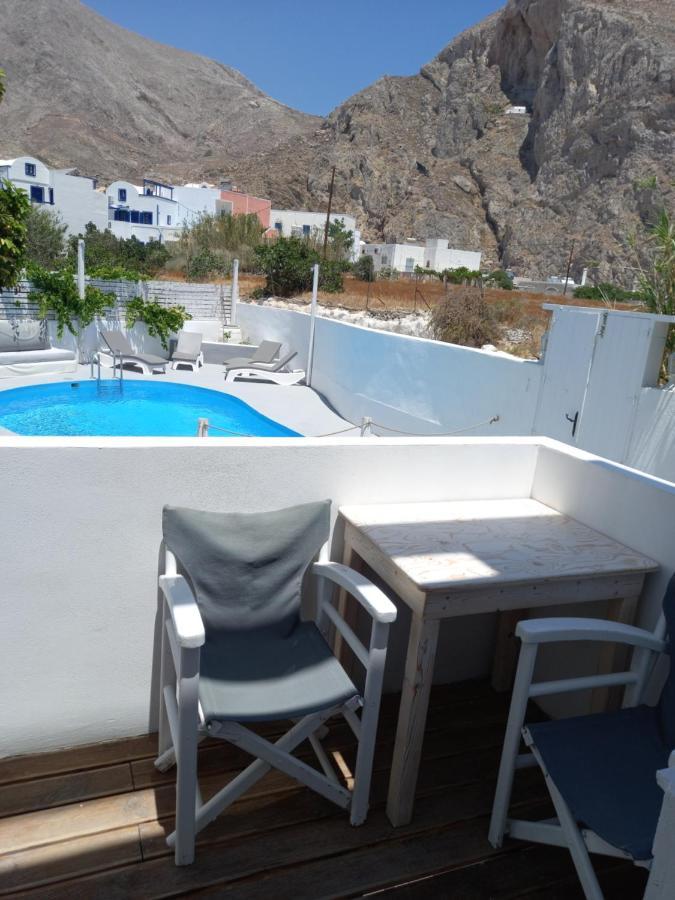 Aparthotel Three Harites Perissa  Exteriér fotografie