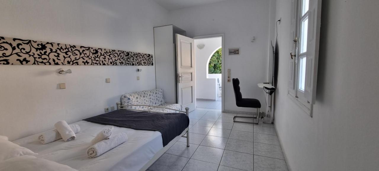 Aparthotel Three Harites Perissa  Exteriér fotografie