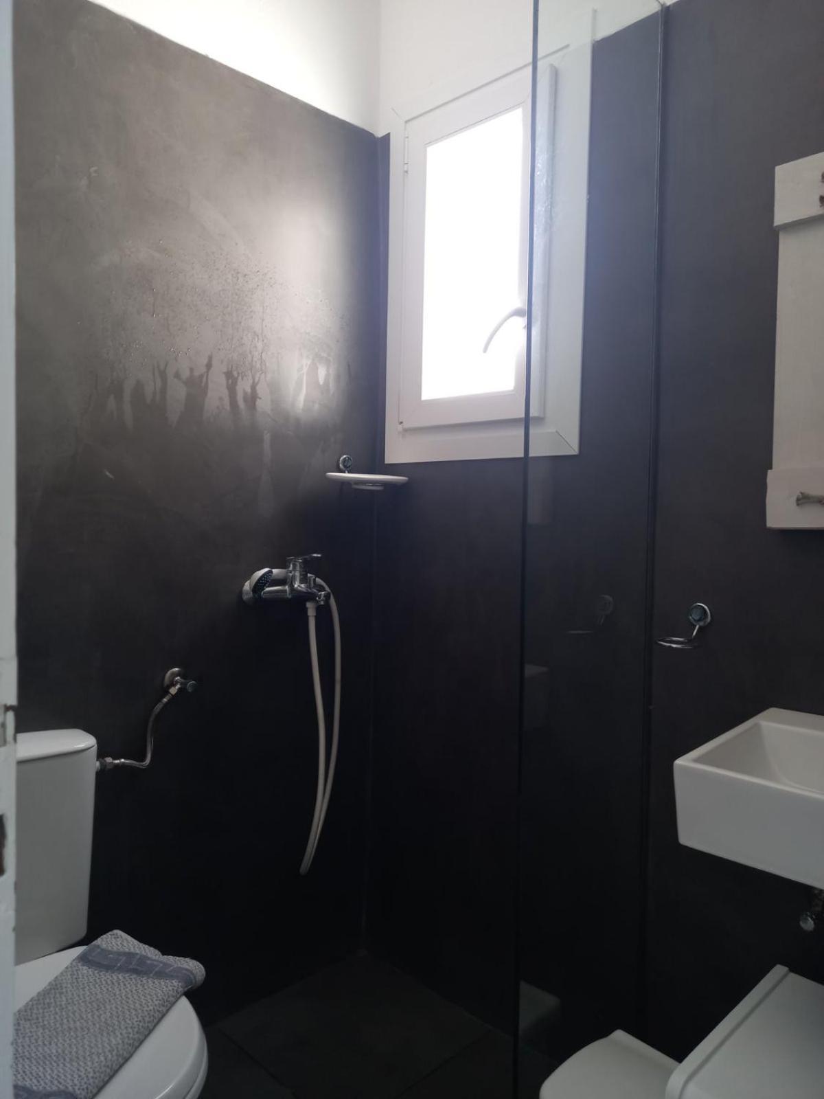 Aparthotel Three Harites Perissa  Pokoj fotografie