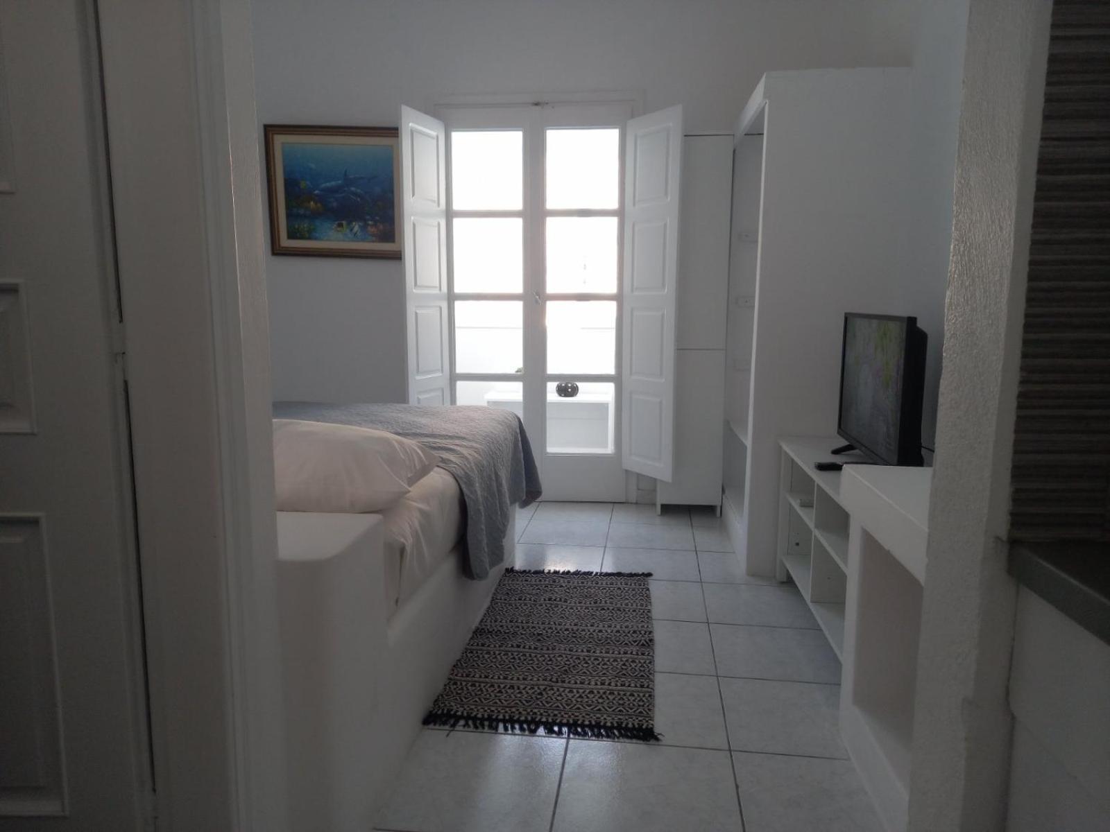 Aparthotel Three Harites Perissa  Pokoj fotografie